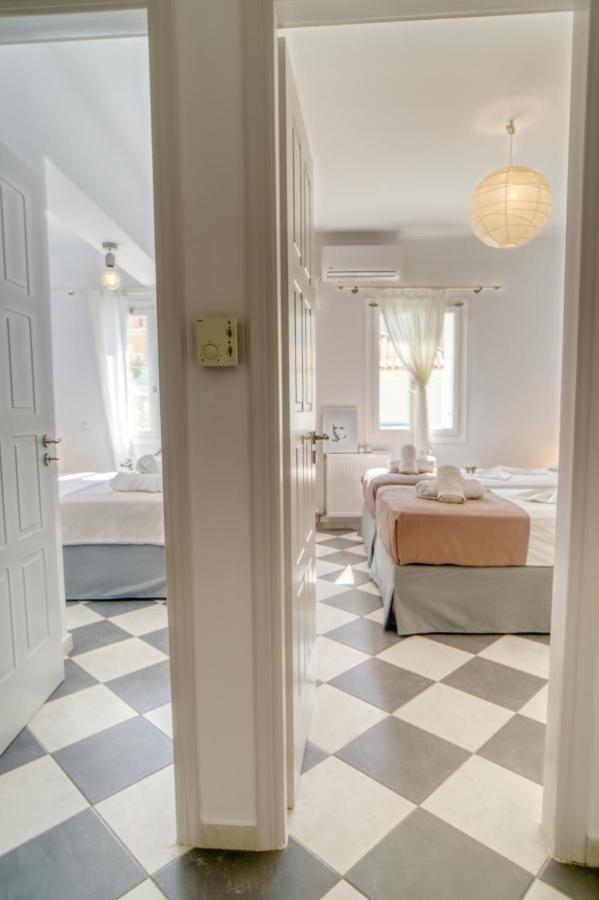 Stylish, Cozy 2-Bdr Flat In Andros Town By Explore Andros Exteriör bild